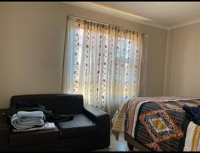 3 BEDROOM HOUSE FOR SALE IN EVATON WEST